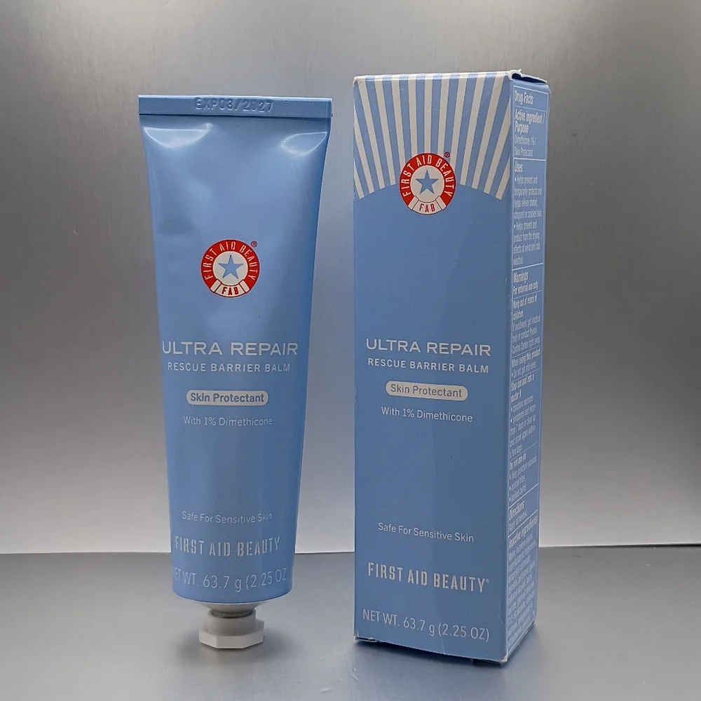 First Aid Beauty Ultra Repair Rescue Barrier Balm with 1% Dimethicone - Picture 3 of 4